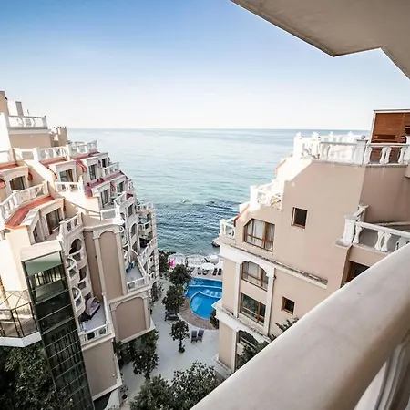 La Mer Luxury 4 Варна