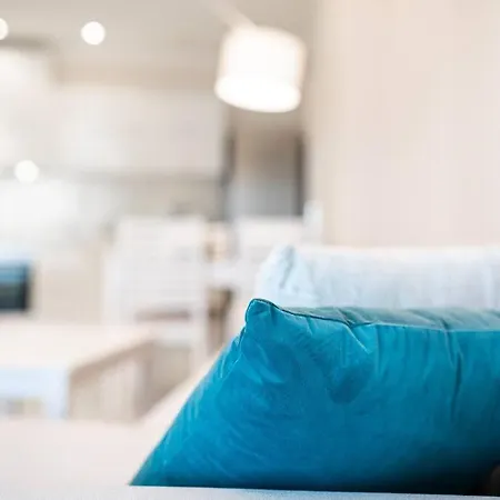 Lägenhet La Mer Luxury 4 *